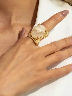 Punk Metal Gold Opening Crystal Stone Ring